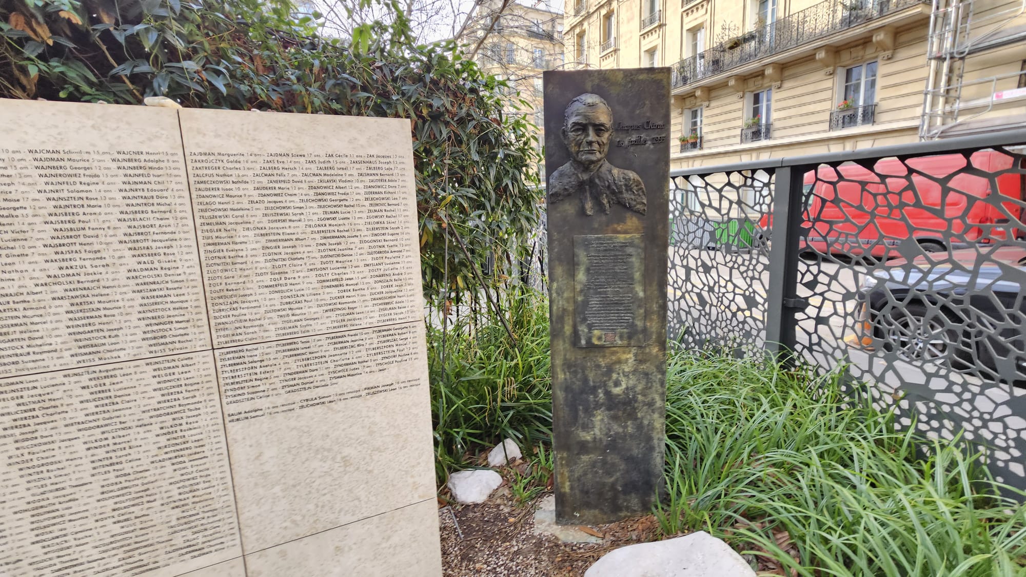  Le moulin Saint-Pierre à Fontvieille (Bouches-du-Rhône, France)